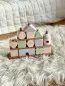 Preview: Babygeschenk Steckspiel Haus mit Bausteinen rosa Liebelini Personalisierbar mit Geburtsdaten und Namen bedruckt