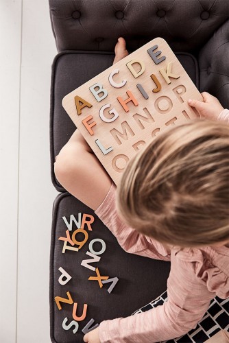 Kids Concept ABC Puzzle Steckspiel Lernspiel mit Buchstaben