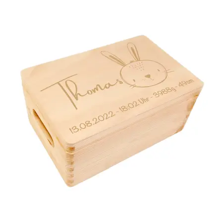 Personalisierte Baby Erinnerungsbox Holzkiste mit Name / Geburtsdaten und Hasen Motiv