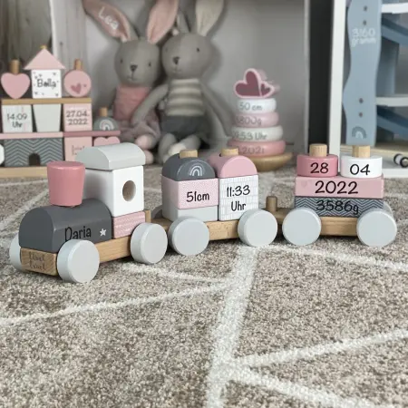 Holzzug Holzeisenbahn rosa Personalisiert mit Geburtsdaten Namen - Geschenk zur Geburt Mädchen bedruckt