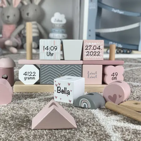 Holz Stapel- und Steckspiel Haus rosa Label-Label Baby Personalisiert Geburtsdaten Namen Babyspielzeug bedruckt