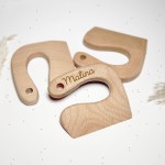 Personalisiertes Montessori Kindermesser mit Namensgravur – Individuell graviertes Kindermesser aus robustem Buchenholz.