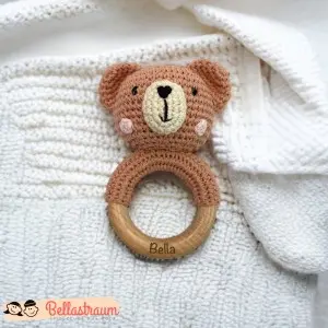 Personalisierter Greifling Bär in hellbraun für Babys von BellasTraum