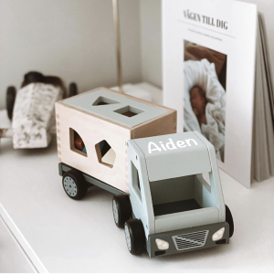 Holz Steckspiel Lastwagen Grau / Natur | Personalisiert - Kids Concept Aiden